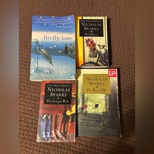 Nicholas Sparks & Kristin Hannah Paperback Book Lot - Assorted Covers